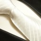 Preview: Weisses extra langes XL Krawatten Set 2tlg. 100% Seidenkrawatte + Einstecktuch by Paul Malone 691